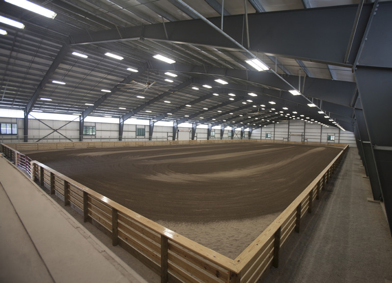 Indoor Equestrian Sports Floor System Projecct Indoor Equestrian Sports Floor System Projecct