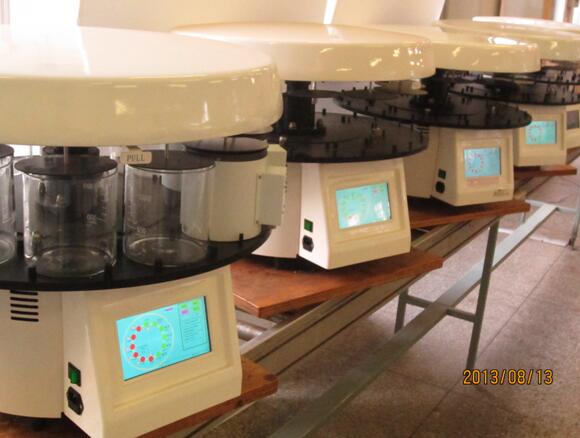 Carousel shape automatic tissue processor with touching screen Carousel shape automatic tissue processor with touching screen