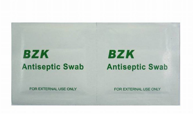 Medical BZK antiseptic swab Medical BZK antiseptic swab