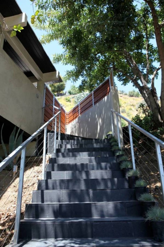 tiles for stairs 