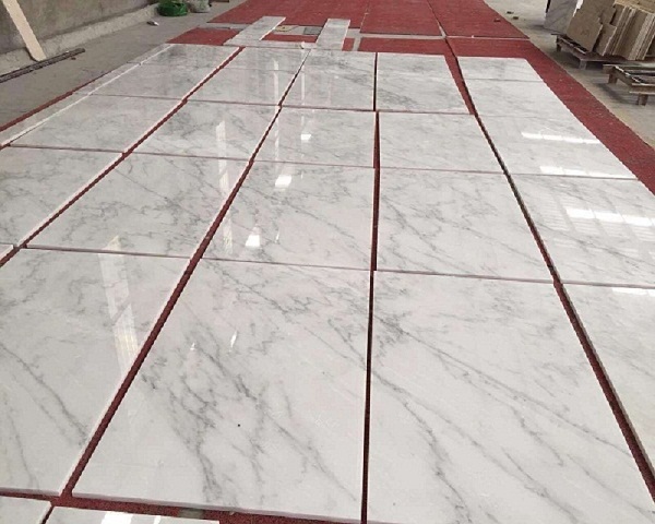 white marble tile