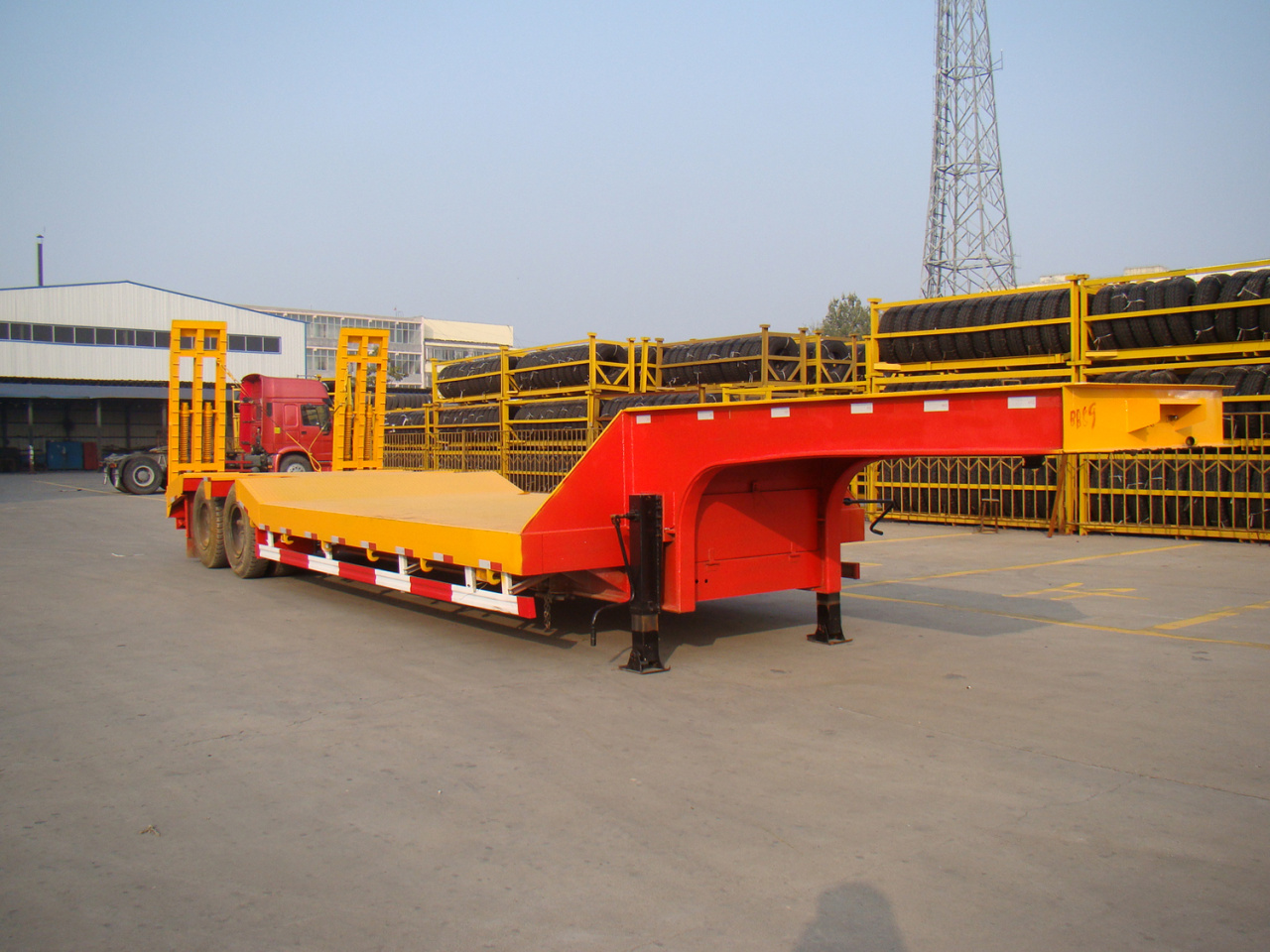 Heavy Construction Equipment 2 Axle Lowbed Semi Trailer