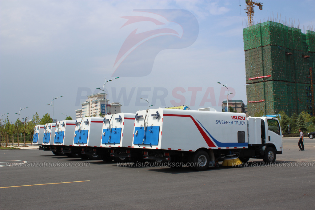 High performance Japanese Isuzu Road Sweeper Master High performance Japanese Isuzu Road Sweeper Master
