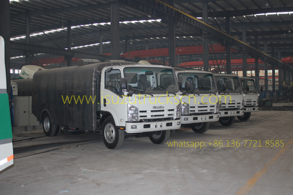 ISUZU Vacuum Truck Mounted Road Sweeper specifications and pictures ISUZU Vacuum Truck Mounted Road Sweeper specifications and pictures