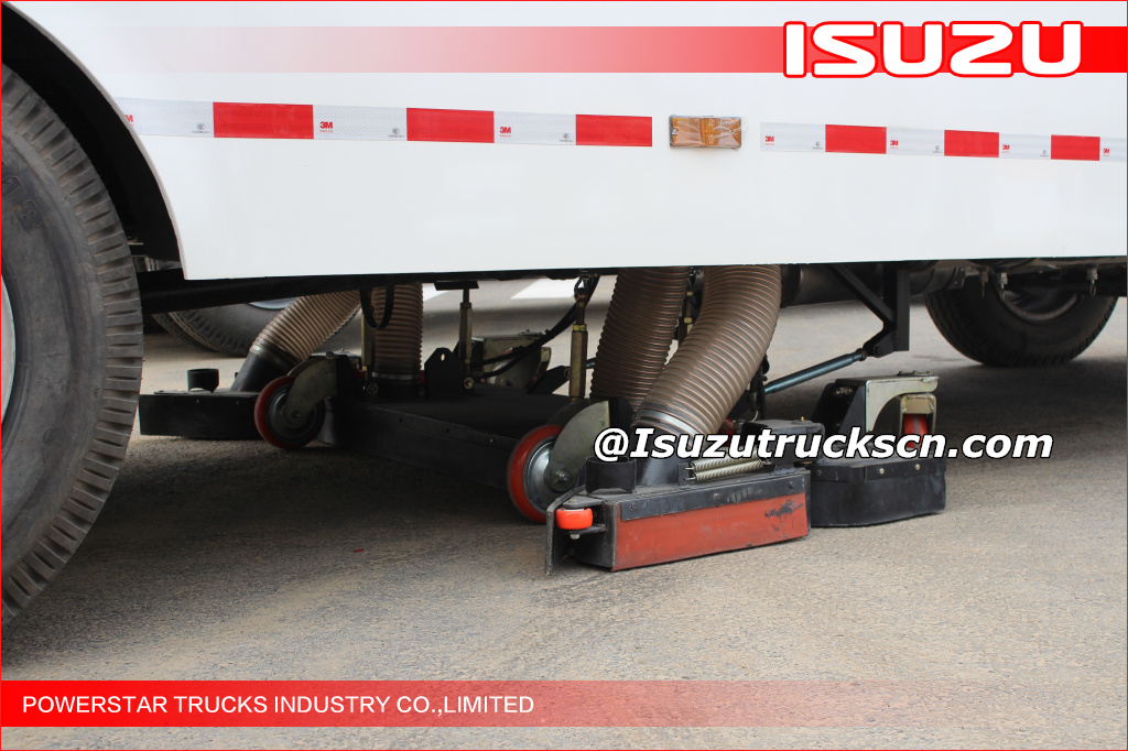 EFL Isuzu road clean vacuum sweeper truck industrial street sweeper Isuzu EFL Isuzu road clean vacuum sweeper truck industrial street sweeper Isuzu