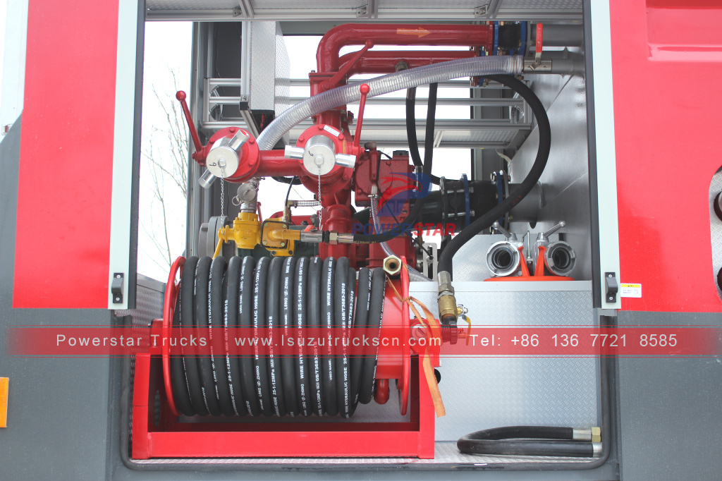Japanese brand GIGA Water Tank/Foam Tank Fire Fighting Truck for sale Japanese brand GIGA Water Tank/Foam Tank Fire Fighting Truck for sale