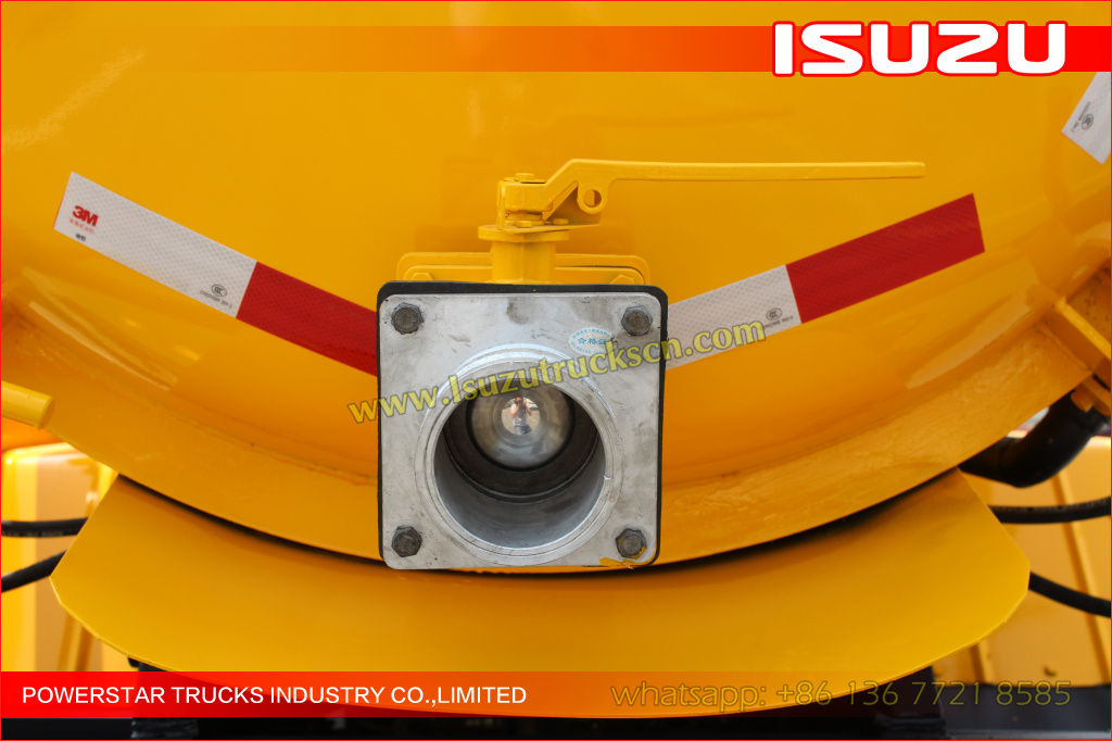 ISUZU Trucks mounted Jetting vacuum trucks ISUZU Trucks mounted Jetting vacuum trucks