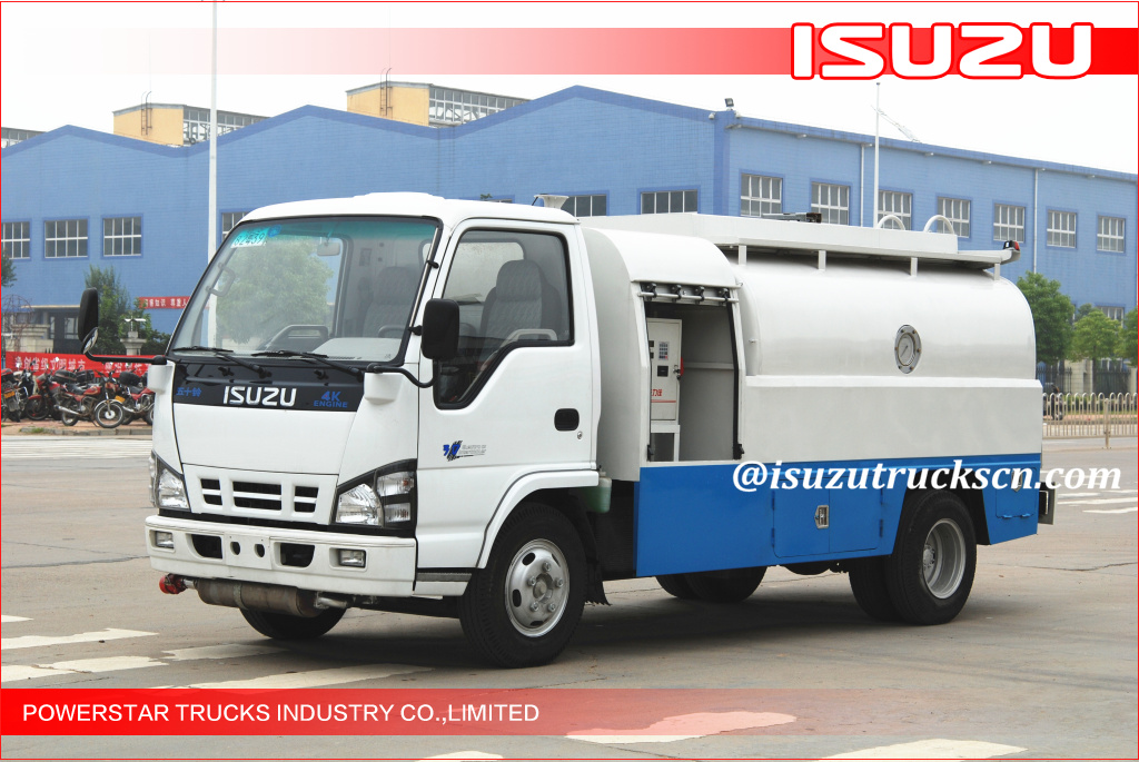 4000L Isuzu Fiscal Refuel Tank Truck for Gasoline/Light Diesel Delivery 4000L Isuzu Fiscal Refuel Tank Truck for Gasoline/Light Diesel Delivery