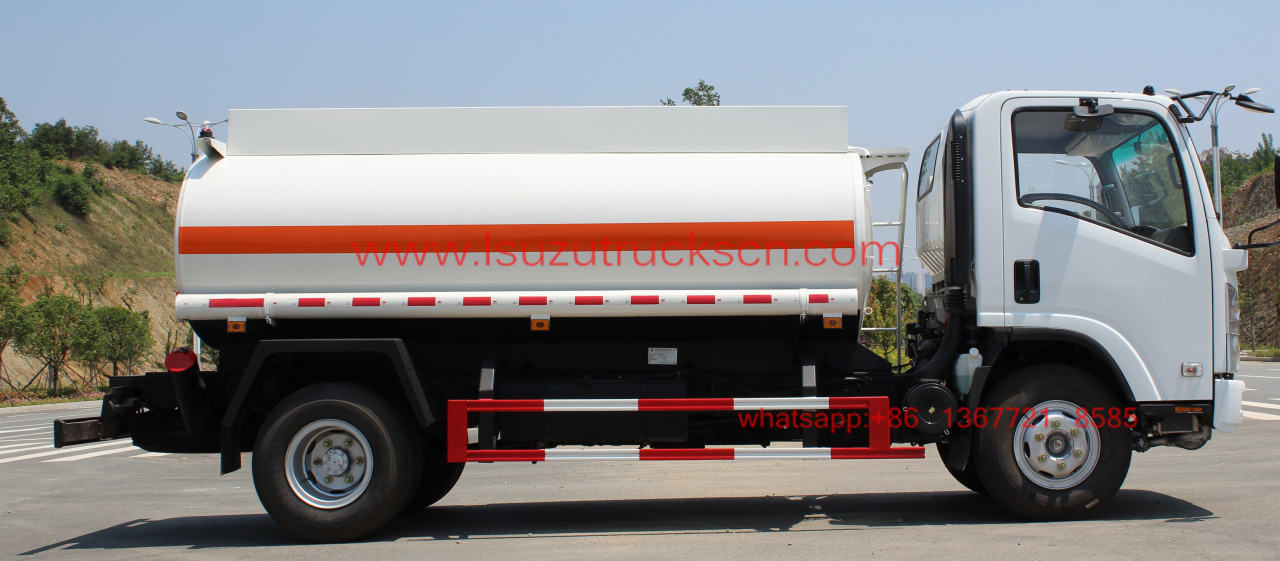 5 cubic meter Fuel tank truck Isuzu