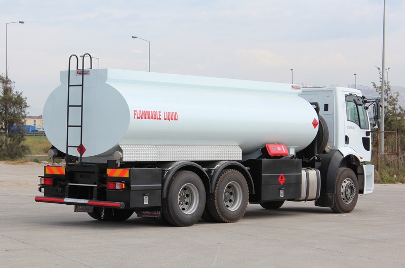 Fuel Tanker 20000 litres Isuzu Truck Fuel Tanker 20000 litres Isuzu Truck