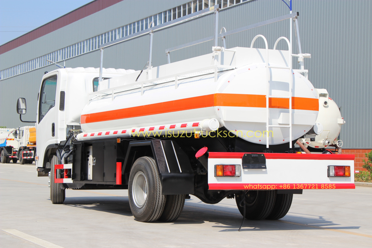 Isuzu 5000L NPR ELF diesel gaoline refuel tank truck oil tank truck for dubai Africa Isuzu 5000L NPR ELF diesel gaoline refuel tank truck oil tank truck for dubai Africa