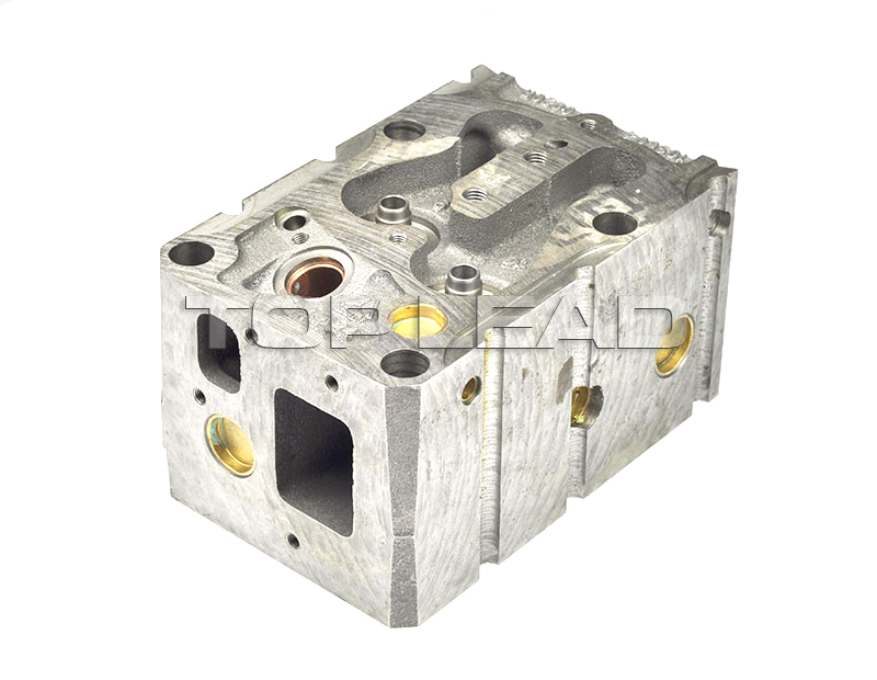 HOWO Cylinder Head AZ1096040028 HOWO Cylinder Head AZ1096040028