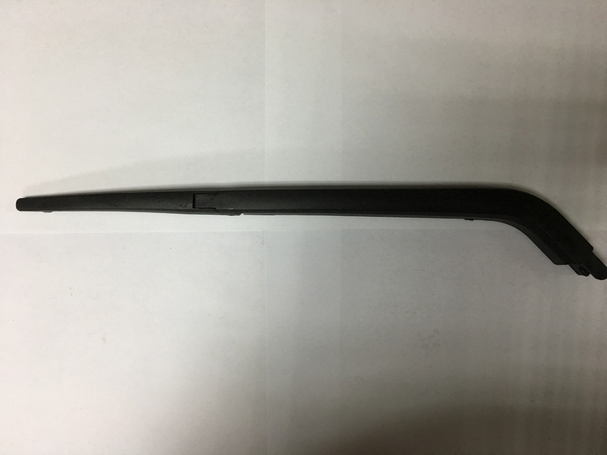 PLASTIC WINDSCREEN WIPER PLASTIC WINDSCREEN WIPER