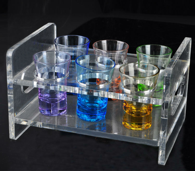 Plastic trays wine glass holder