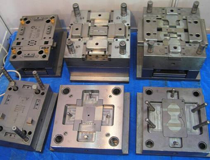 plastic injection mold