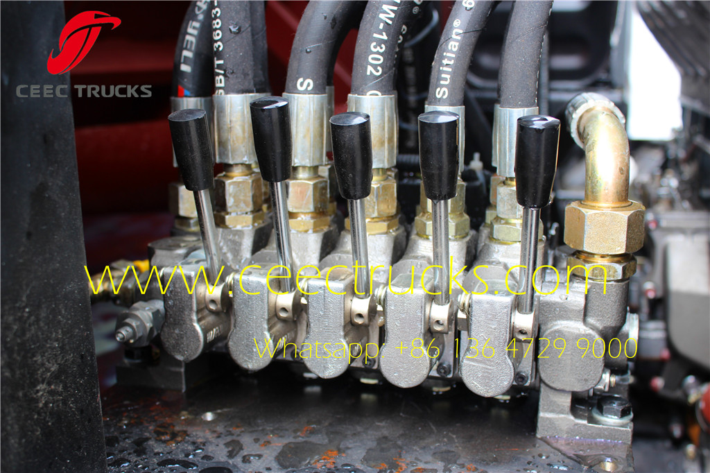 ISUZU 5cbm refuse compression truck operation joysticks ISUZU 5cbm refuse compression truck operation joysticks