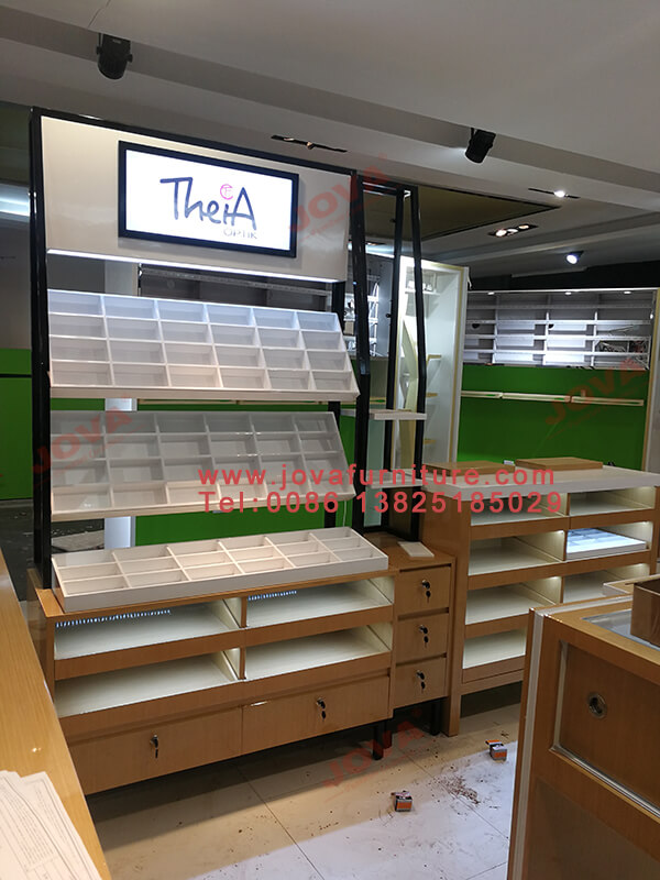 optical display shelves