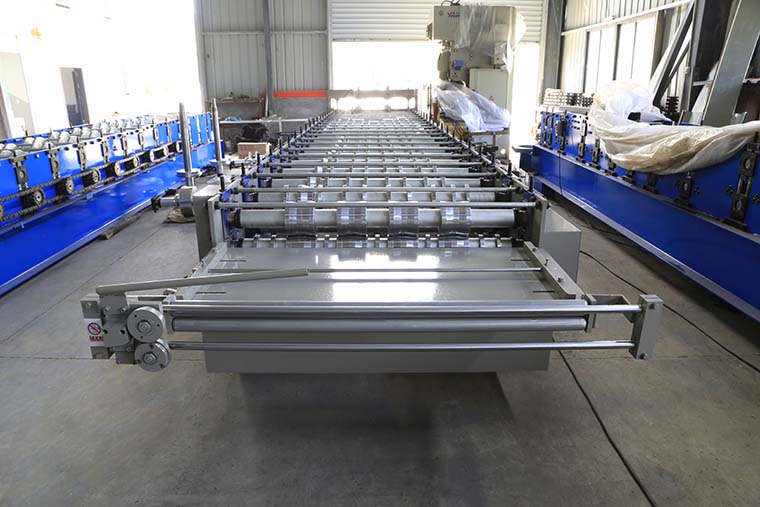 Roof Panel Roll Forming Machine