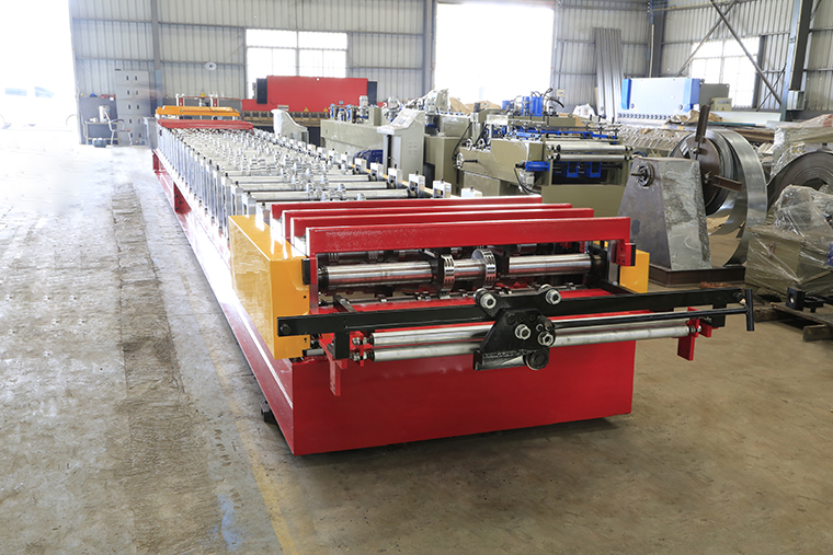 floor deck roll forming machine