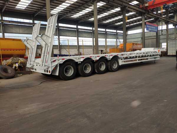 4 axle 70 tons lowbed trailer 4 axle 70 tons lowbed trailer