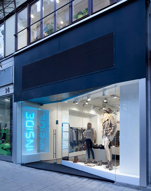 clothes shop window display ideas clothes shop window display ideas