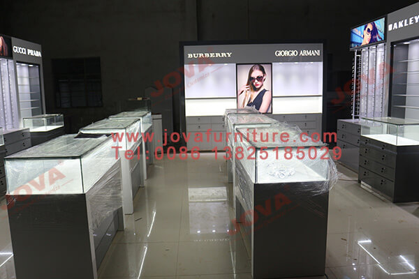 optical display manufacturers canada