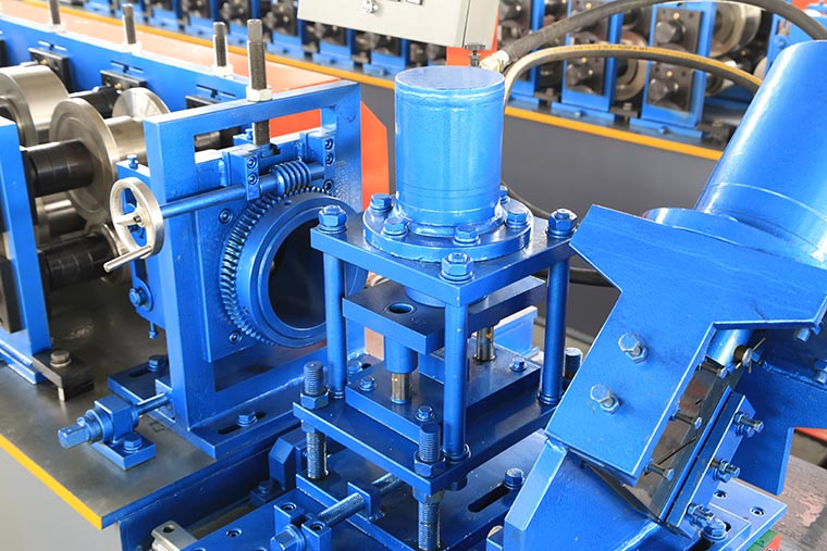 High Speed C Purlin Roll Forming Machine High Speed C Purlin Roll Forming Machine
