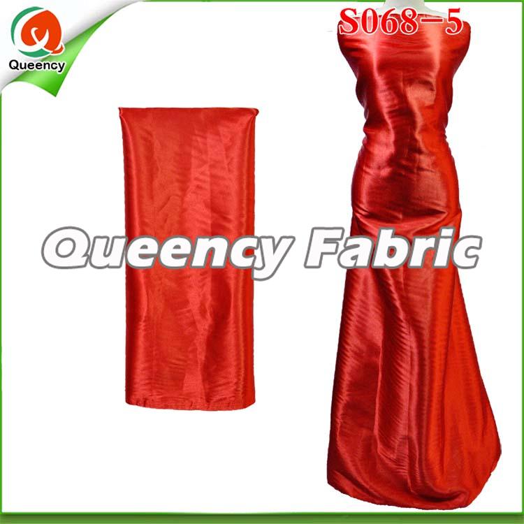 PARTY SATIN DRESS IN RED