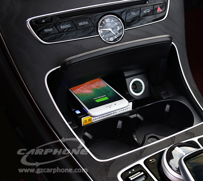 iPhone wireless charger for Mercedes iPhone wireless charger for Mercedes