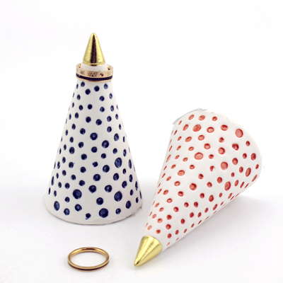 ceramic ring cone display