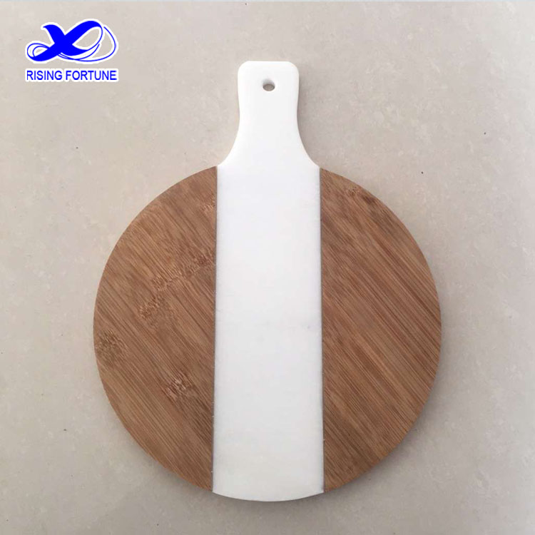 round cutting board with handle