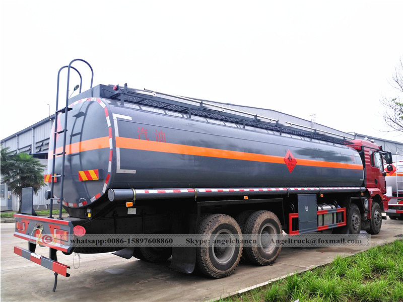 light fuel tank truck