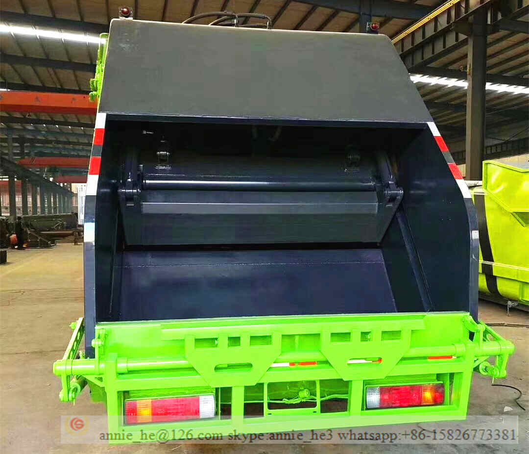 Compressed garbage truck Compressed garbage truck