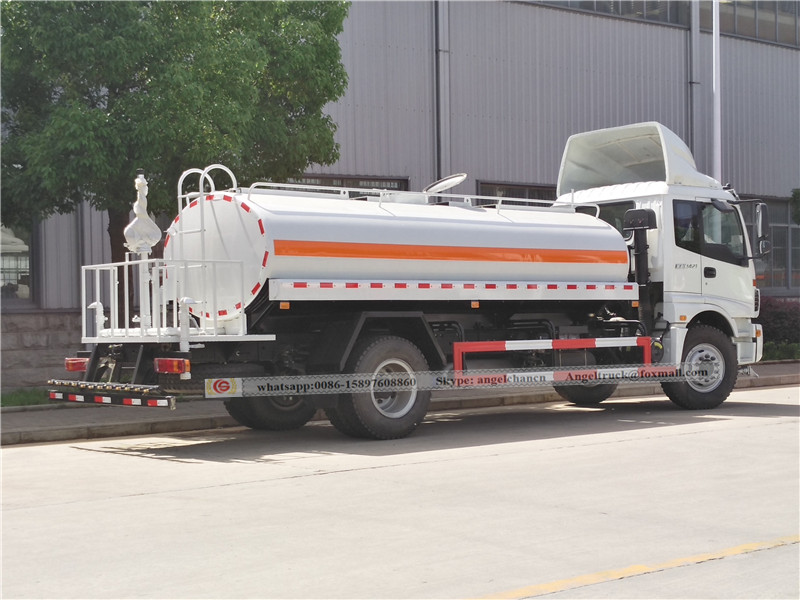 watering truck watering truck
