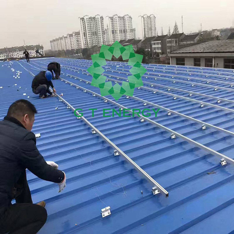 solar panel roof mount