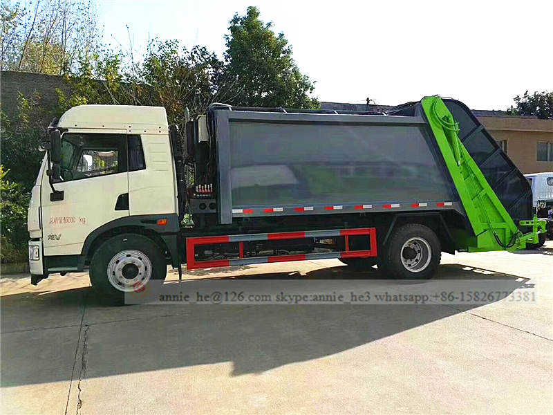 Garbage truck Garbage truck