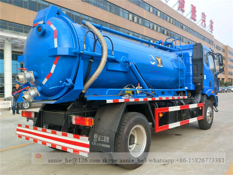 vacuum suction truck picture