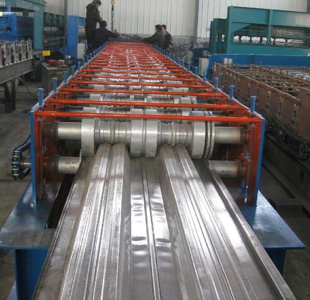 Floor Deck Roll Forming Machine