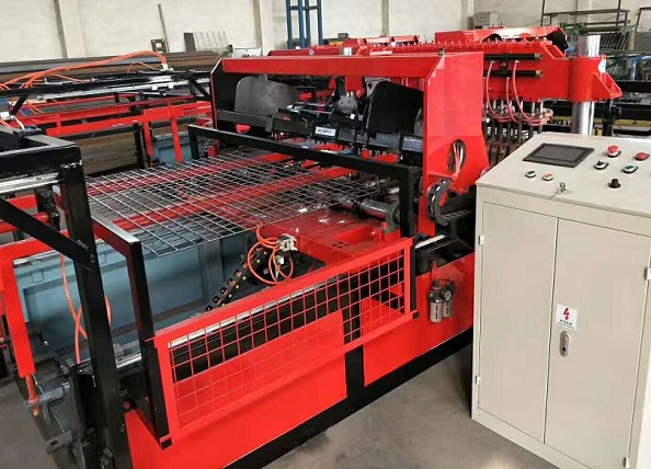 welded wire mesh panel machine