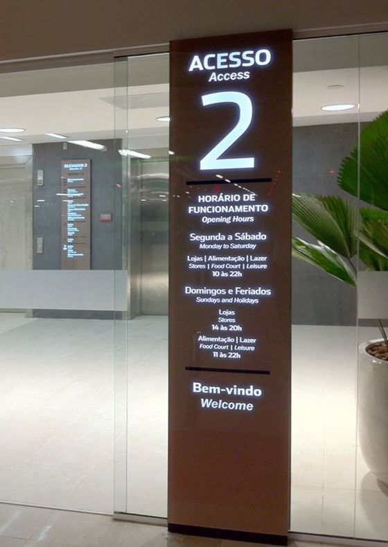 Directional, wayfinding and arrow signs are used in many ways. Beyond just pointing the way these signs are placed to provide directions for both permanent and temporary needs. You may be interested in helping people find your store or event, or you may want to post directional signs to be helpful and give people a more enjoyable experience while on your premises. Directories and directional signs are important to use in churches, libraries, schools, businesses, offices and other public buildings. The descriptions below show how directional, wayfinding, and arrow signs are frequently used. Directional, wayfinding and arrow signs are used in many ways. Beyond just pointing the way these signs are placed to provide directions for both permanent and temporary needs. You may be interested in helping people find your store or event, or you may want to post directional signs to be helpful and give people a more enjoyable experience while on your premises. Directories and directional signs are important to use in churches, libraries, schools, businesses, offices and other public buildings. The descriptions below show how directional, wayfinding, and arrow signs are frequently used.