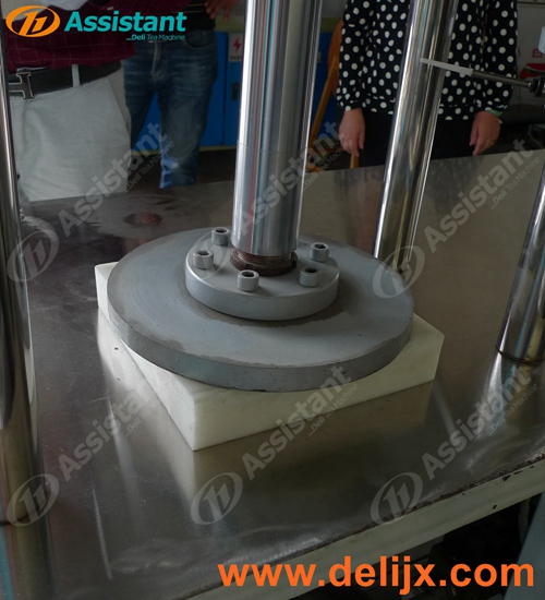 Cake/Chocolate/Brick/Triangle Type Tea Pressing Molding Machine 6CY1-15 Cake/Chocolate/Brick/Triangle Type Tea Pressing Molding Machine 6CY1-15