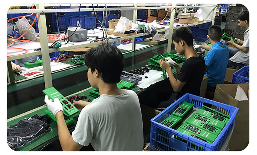 300W High Frequency Modified Wave Solar Power Socket Inverter production