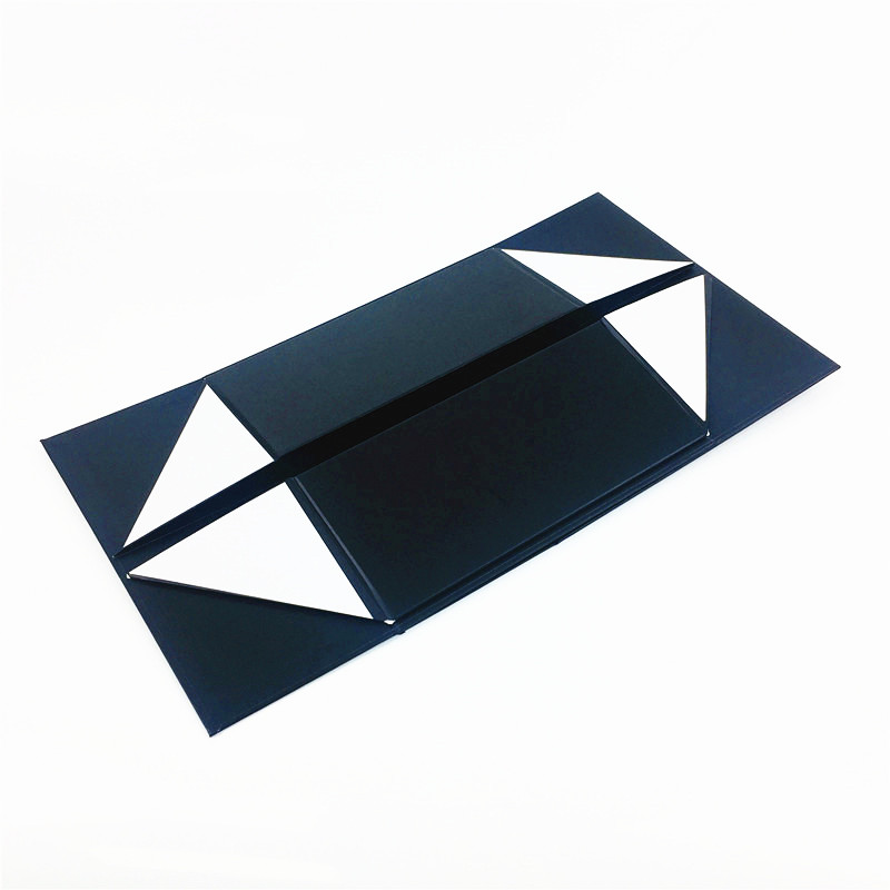 Collapsible Magnetic Presentation Box Collapsible Magnetic Presentation Box