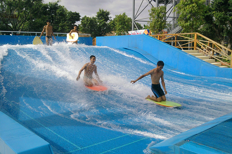 Flowrider Surfing Equipment