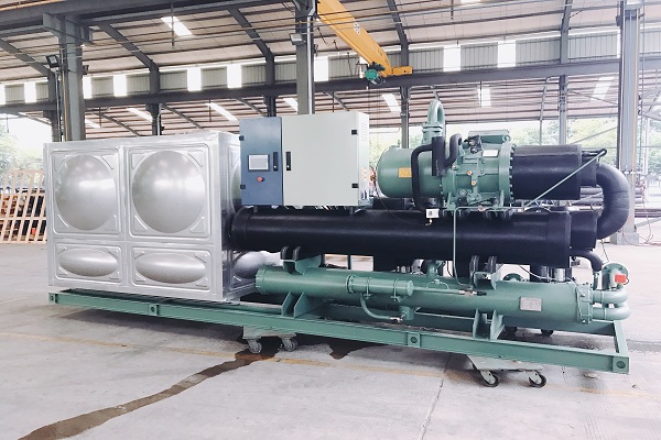 Carbonated Drinks & Syrup Water Cooled Screw Type Chiller Carbonated Drinks & Syrup Water Cooled Screw Type Chiller