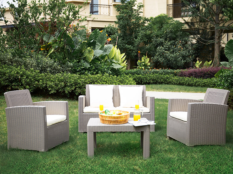 plastic outdoor furniture