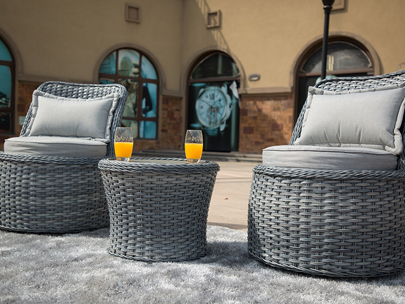 outdoor rattan dining set