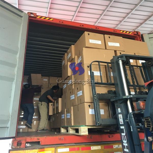 tin cans packing tin cans packing