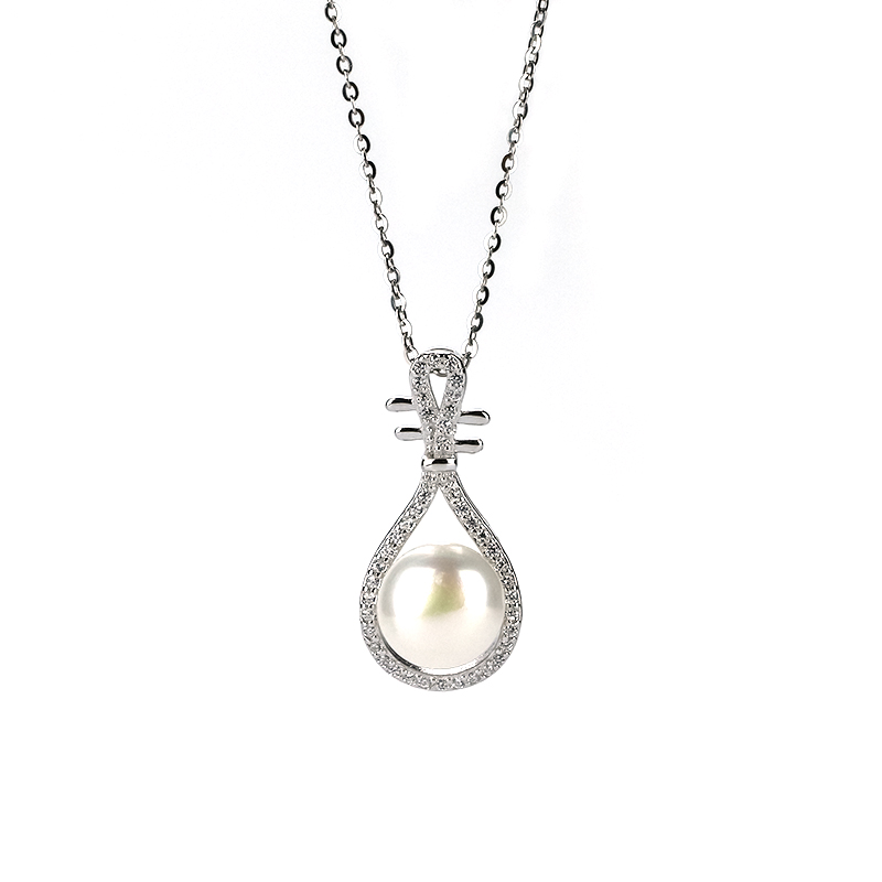 Silver Pearl Necklace Silver Pearl Necklace