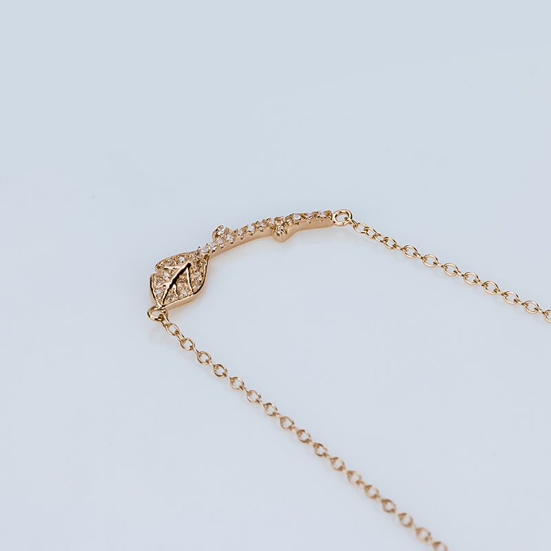 Double Triangle pendent necklace Double Triangle pendent necklace